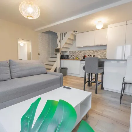 Triplex Cosy